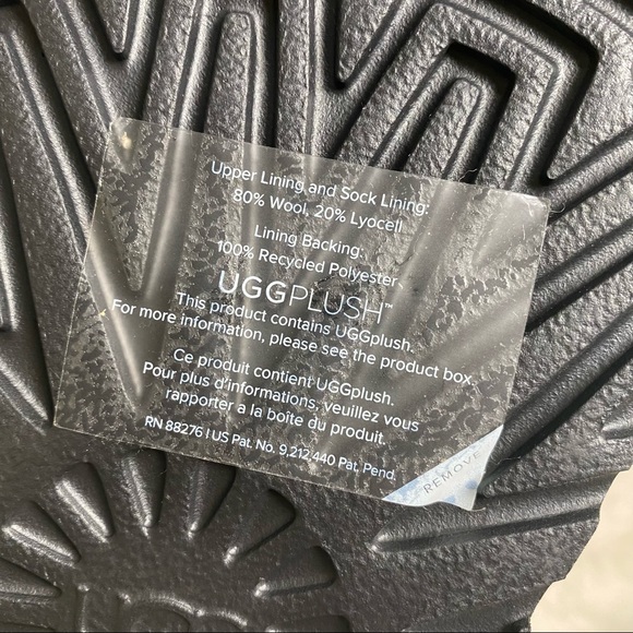 UGG - Picture 9 of 9